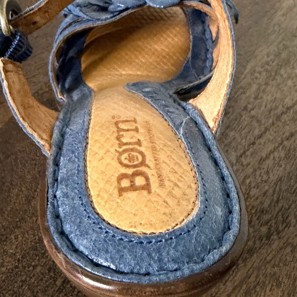 Born Women's Denim Blue Floral Sandals - Picture 7 of 8